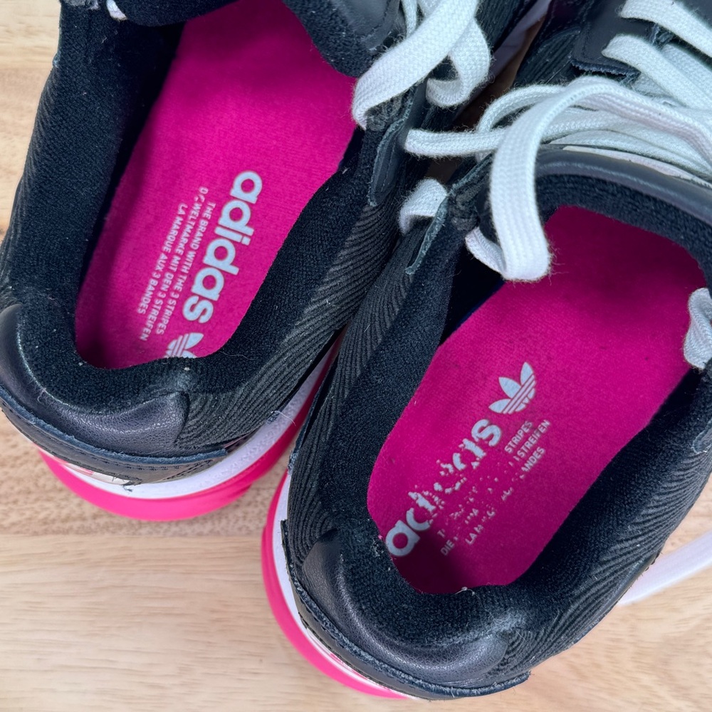 Adidas Originals Falcon‎ Running Shoes Corduroy Leather Black Pink 8 - Picture 9 of 11
